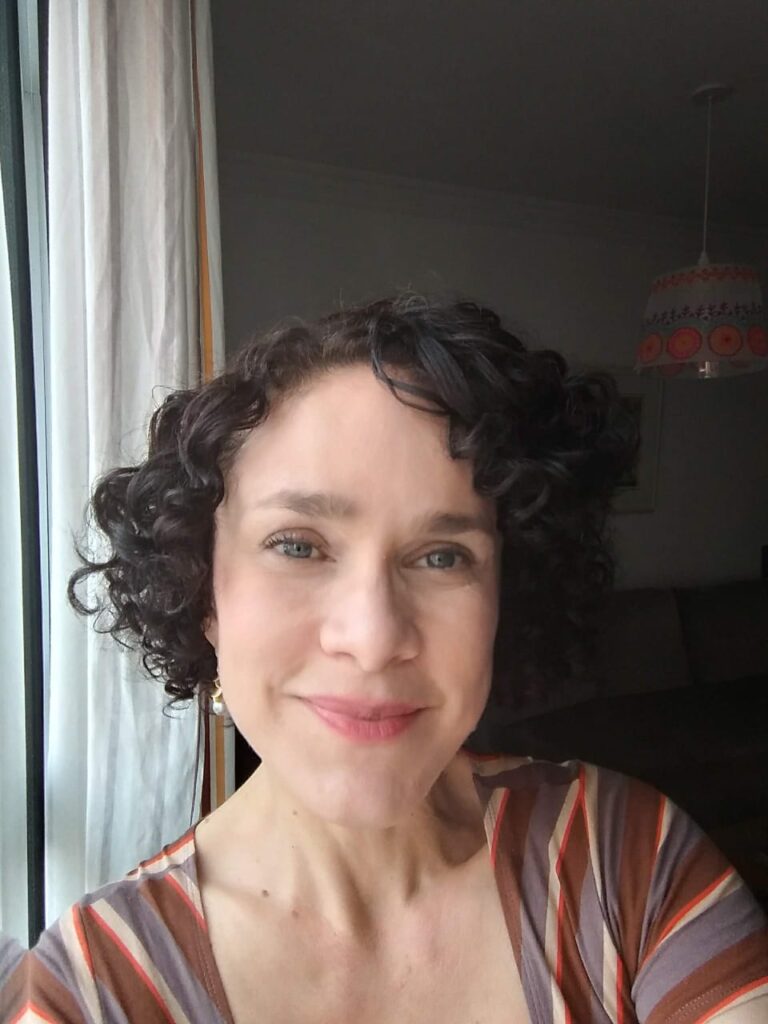 Eliane Aquino, regente